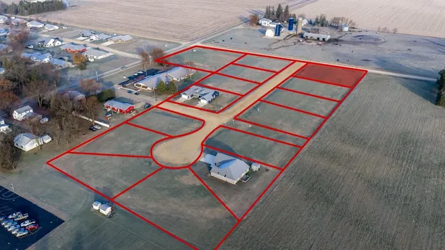 $30,336 | 406 3rd Street Northwest, Adams, MN 55909