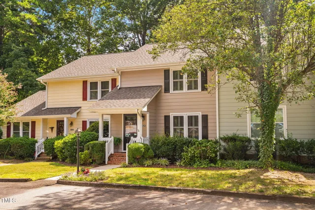$294,900 | 1524 Edgeside Court, Raleigh, NC 27609