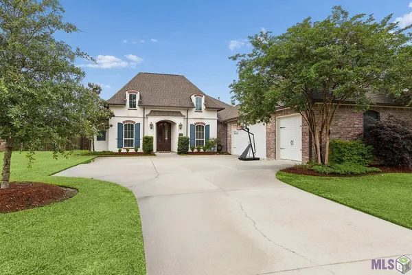 $420,000 | 16094 Redstone Drive, Pride, LA 70770