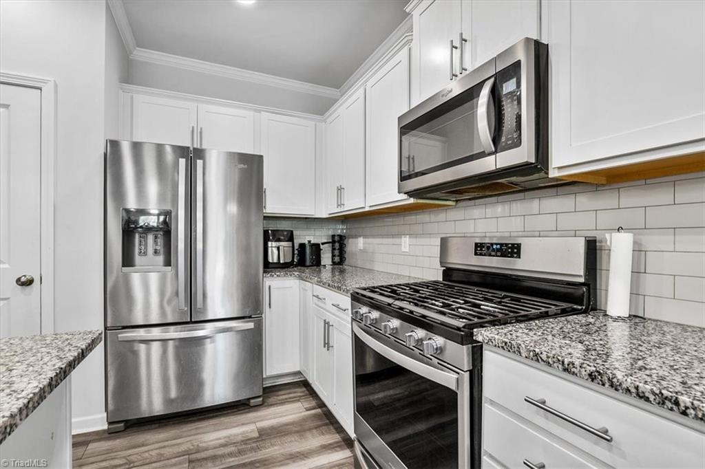 814 Falls Grove Trail High Point, NC 27265 - Photo 12 of 47