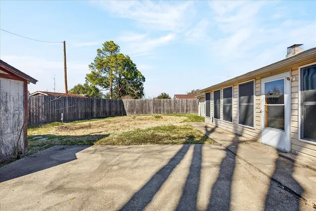 $279,000 | 725 Melinda Drive, Mesquite, TX 75149