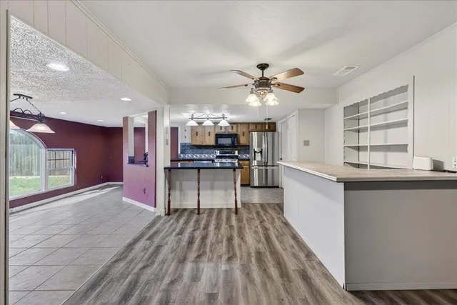 $279,000 | 725 Melinda Drive, Mesquite, TX 75149