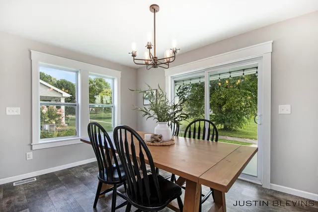 $349,900 | 1352 Highland Hill, Lowell, MI 49331