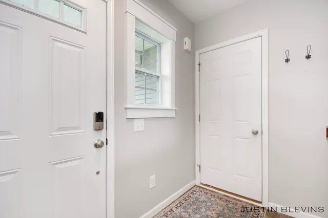 $349,900 | 1352 Highland Hill, Lowell, MI 49331