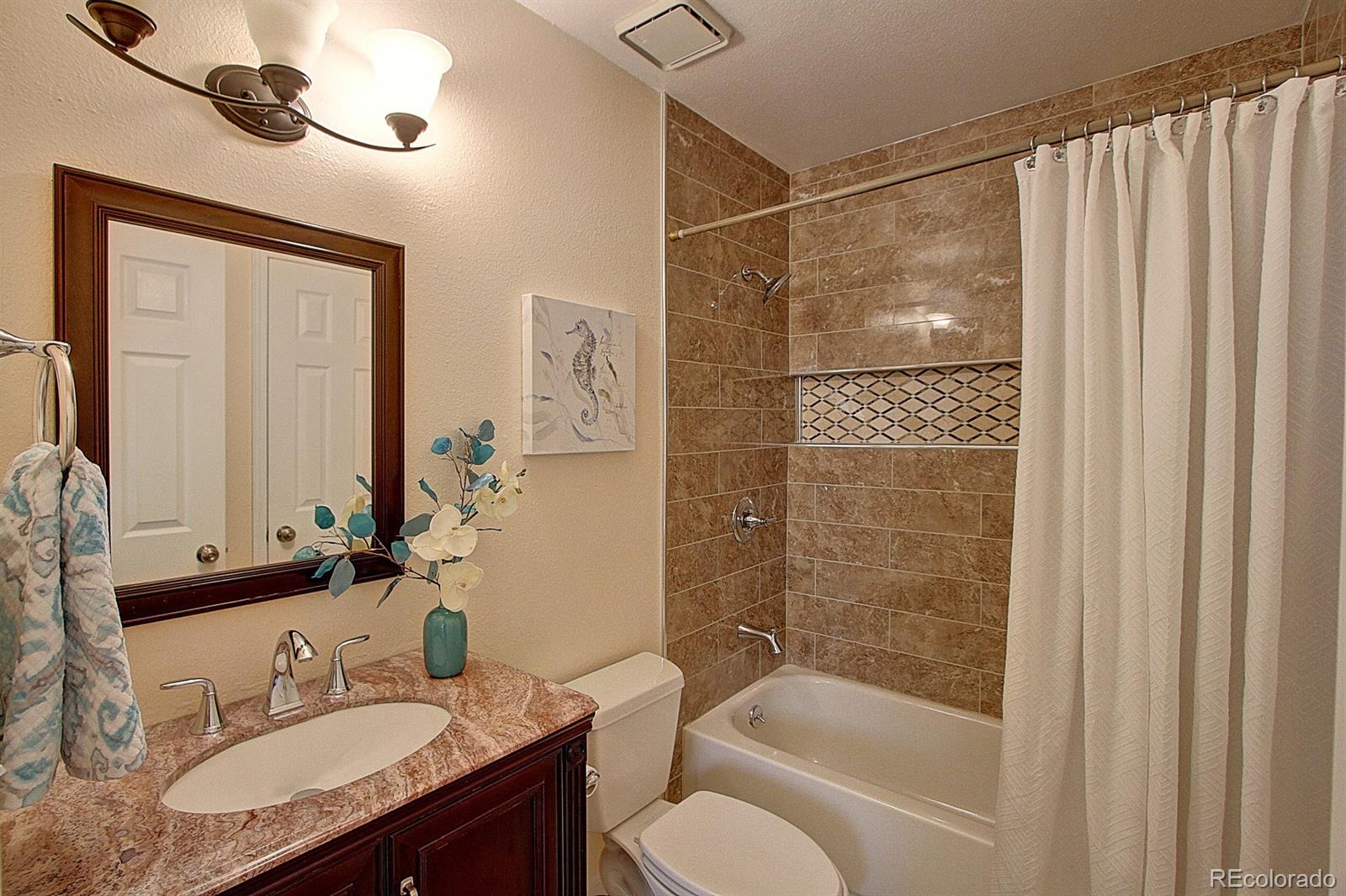 628 Longfellow Lane Highlands Ranch, CO 80126 - Photo 25 of 35 Gallery Image 25