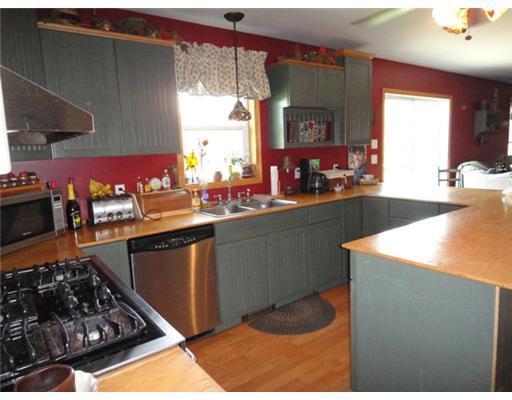 39 Quimby Road Turner, ME 04282 - Photo 3 of 15 Kitchen.