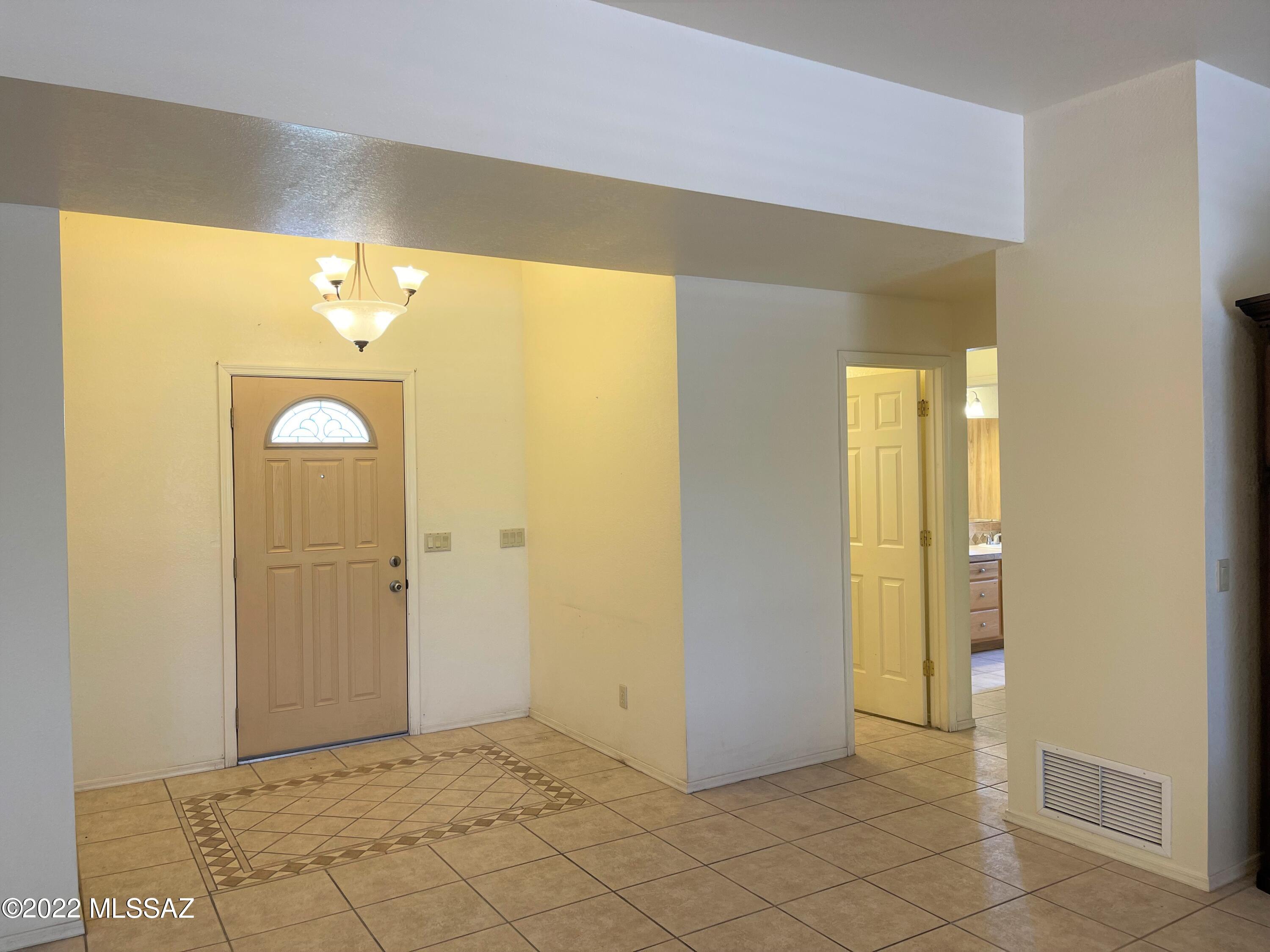 433 Rio Rico Drive Rio Rico, AZ 85648 - Photo 13 of 41