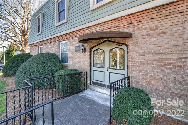 2610 Park Road, Unit F Charlotte, NC 28209 - Photo 3 of 15 Gallery Image 3