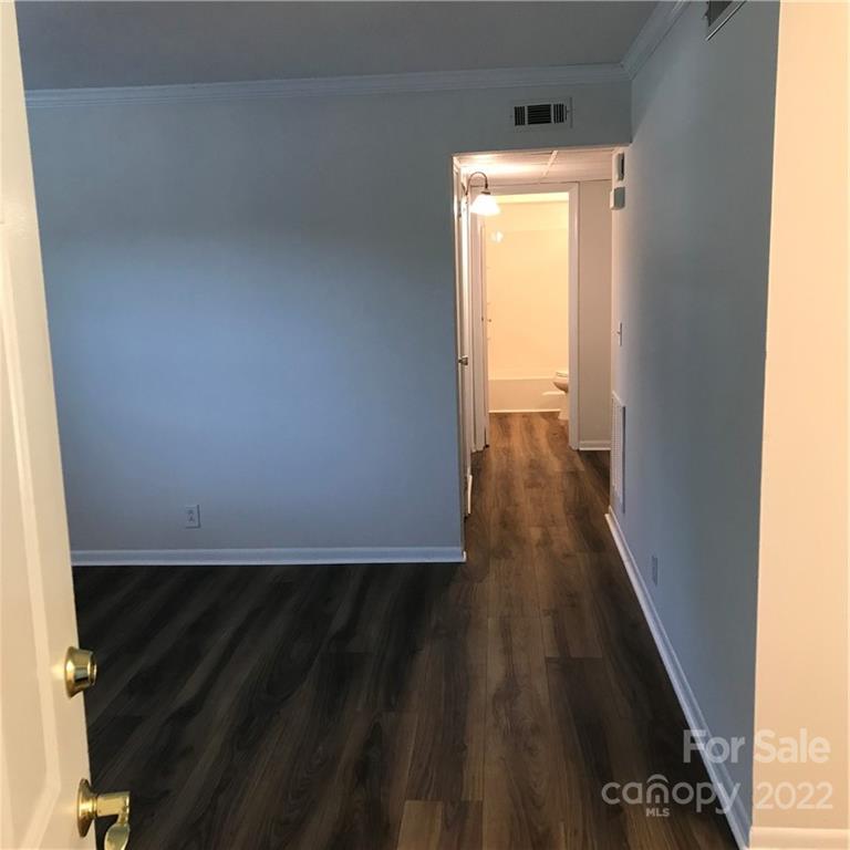 2610 Park Road, Unit F Charlotte, NC 28209 - Photo 5 of 15 Gallery Image 5