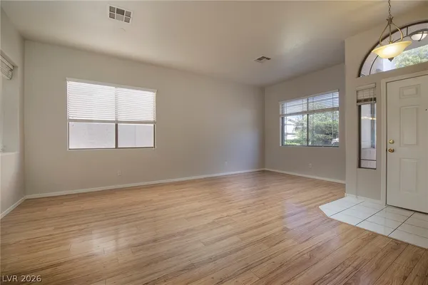 $2,990 | 10513 American Falls Lane, Las Vegas, NV 89144