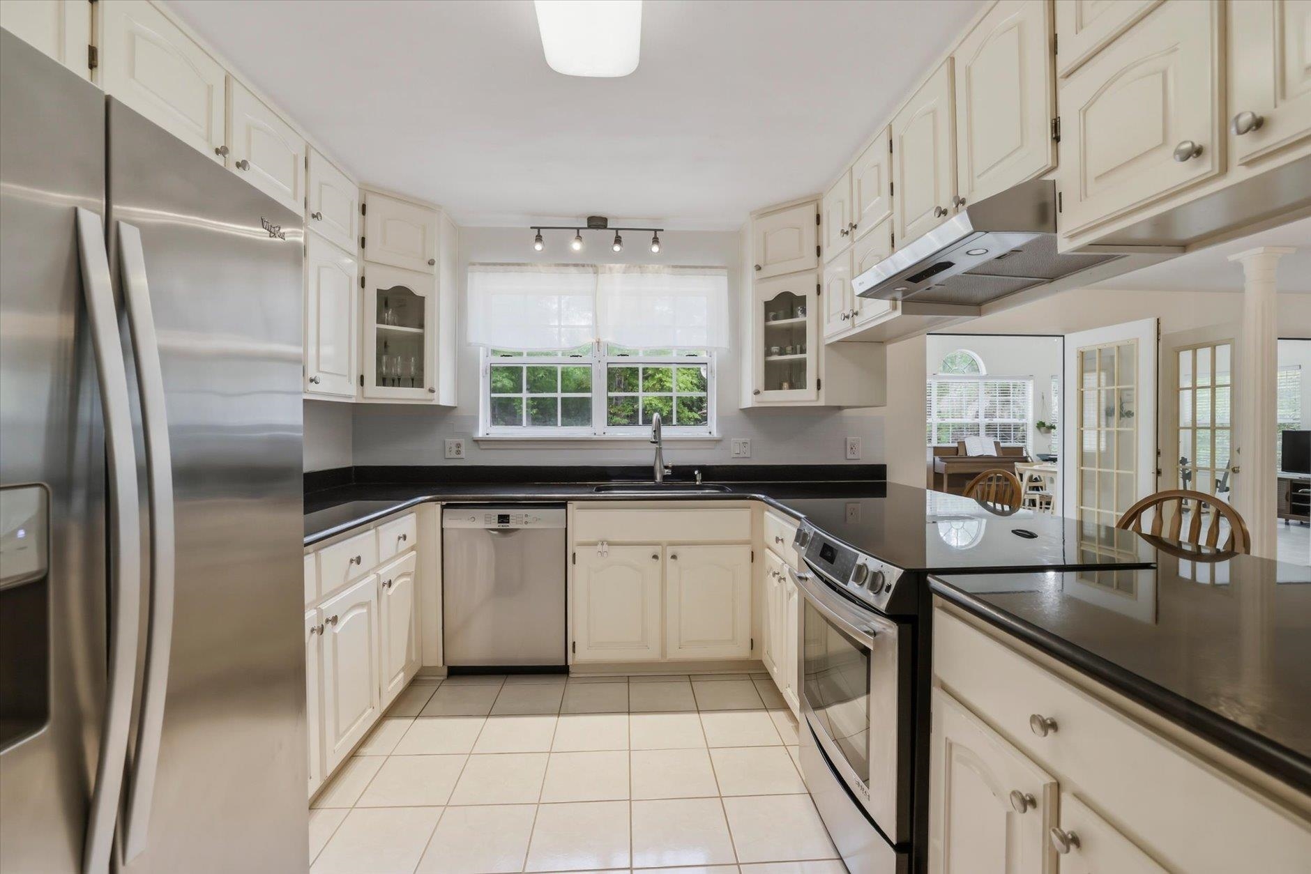 916 Hill Roost Road Tallahassee, FL 32312 - Photo 11 of 30