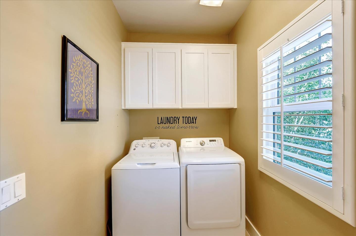 1166 Elysian Place San Jose, CA 95125 - Photo 28 of 46 a utility room with dryer and washer