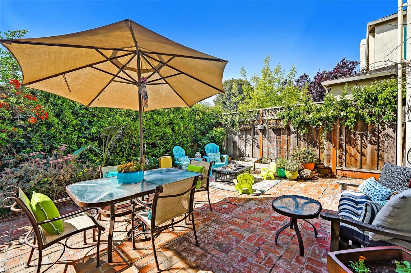 1166 Elysian Place San Jose, CA 95125 - Photo 37 of 46 a backyard of a house with table and chairs