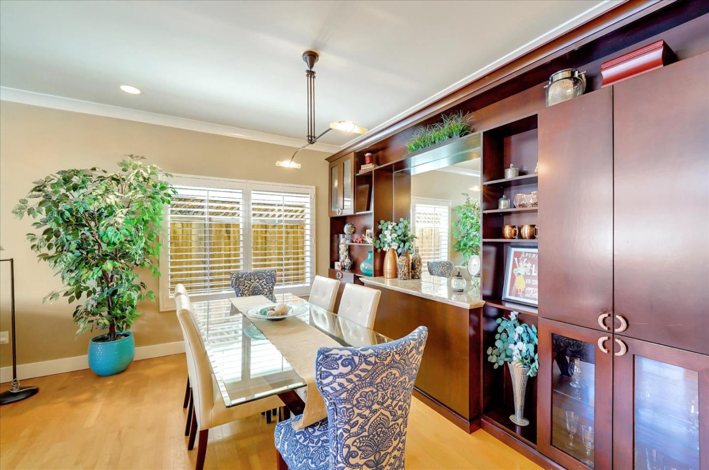 1166 Elysian Place San Jose, CA 95125 - Photo 9 of 46 a living room with furniture