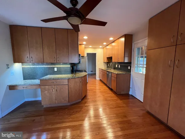 $3,600 | 8638 Woodview Drive, Springfield, VA 22153