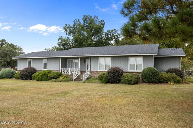 $165,000 | 501 Carroll Street, Aulander, NC 27805