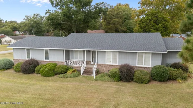 $165,000 | 501 Carroll Street, Aulander, NC 27805