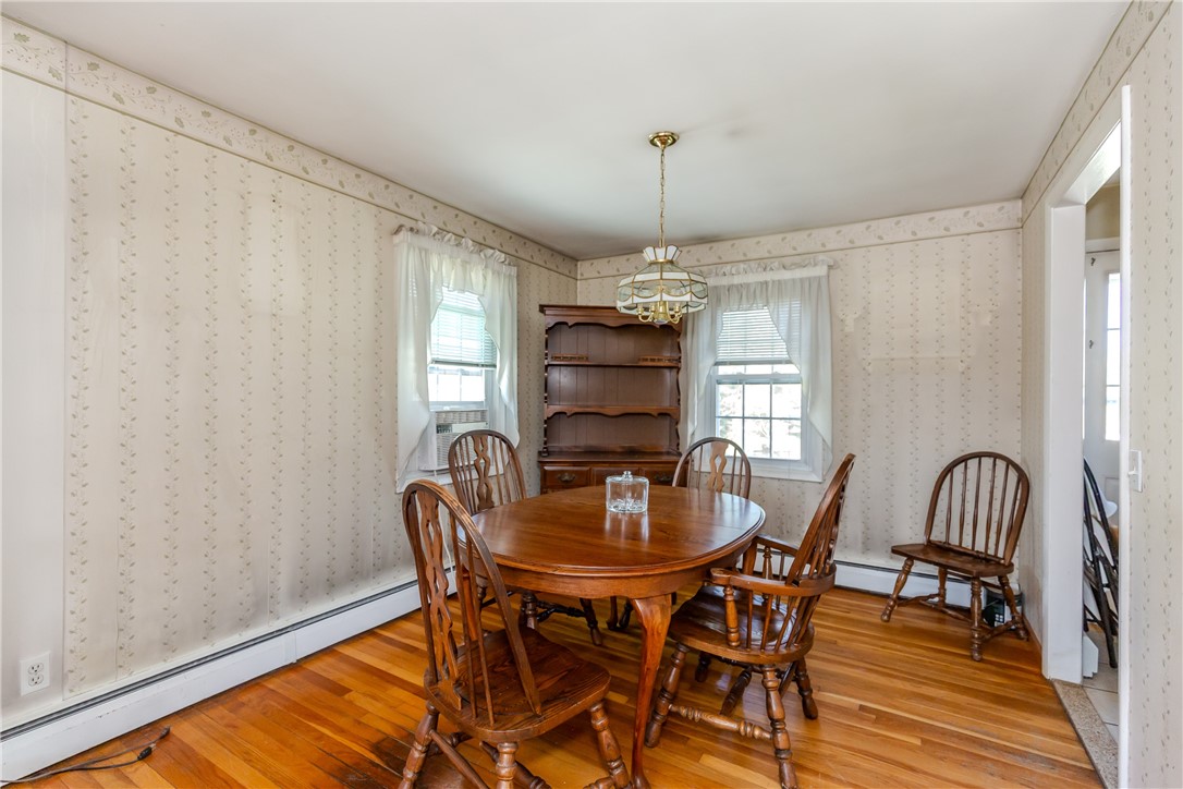 39 Francis Road Glocester, RI 02857 - Photo 10 of 50