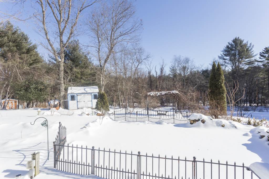 663-667 Thompson Road Pembroke, NH 03275 - Photo 8 of 40 Gallery Image 8