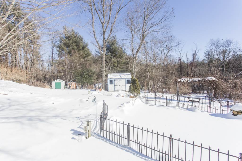 663-667 Thompson Road Pembroke, NH 03275 - Photo 9 of 40 Gallery Image 9