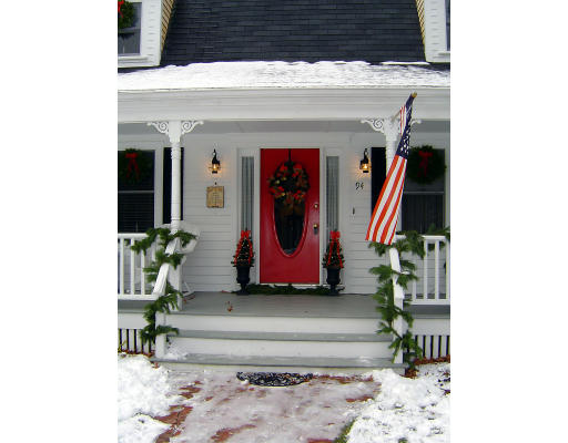 94 Stoney Weir Road Halifax, MA 02338 - Photo 3 of 29 Gallery Image 3