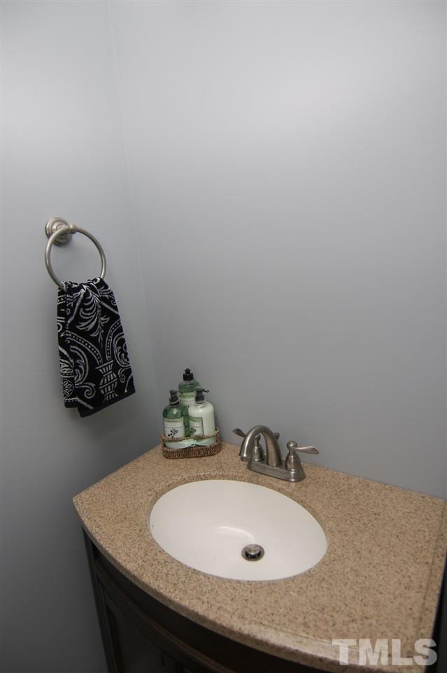 12438 Raleigh Road Benson, NC 27504 - Photo 10 of 24 Gallery Image 10