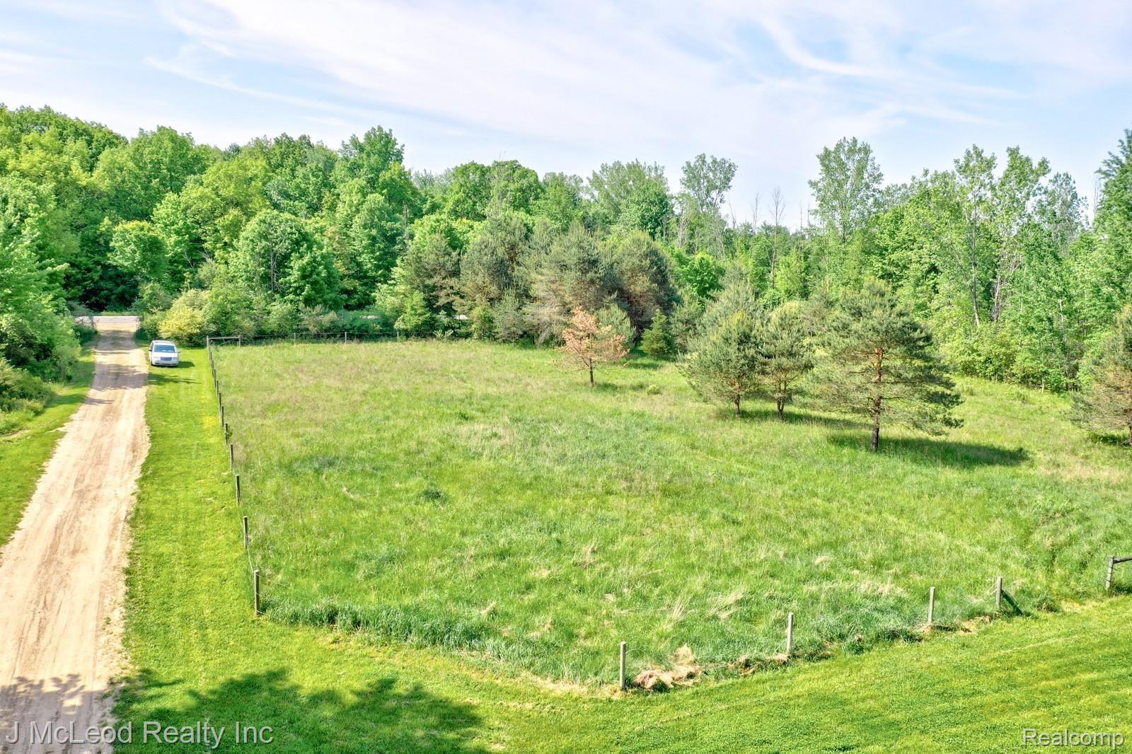 7650 Birch Run Road Millington, MI 48746 - Photo 28 of 34 7650 Birch Run Millington -28.jpg