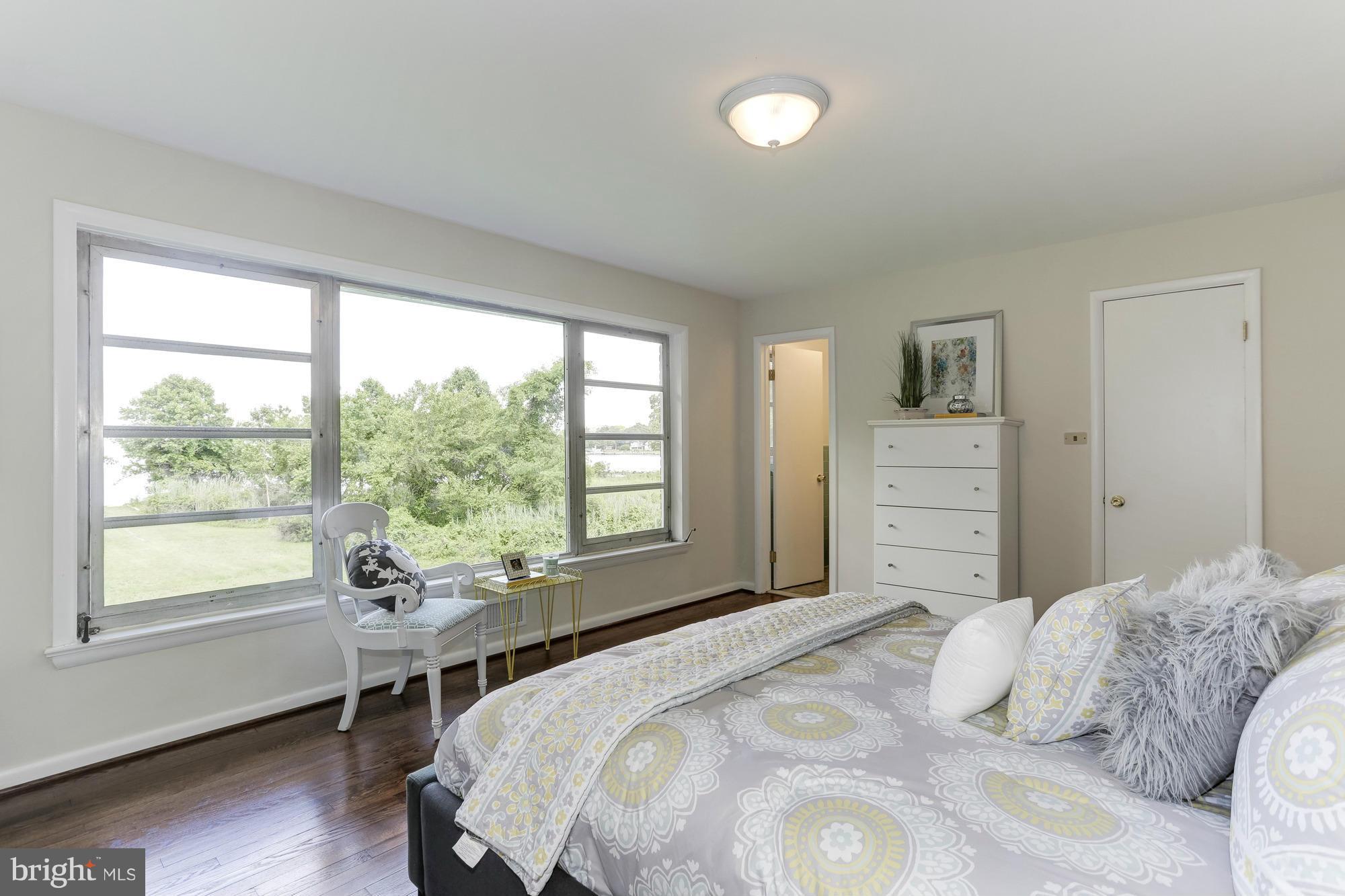 2526 Carrollton Road Annapolis, MD 21403 - Photo 18 of 30 Master Bedroom