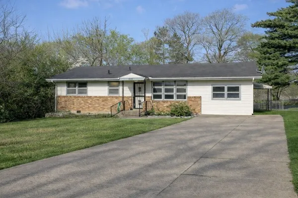 $1,800 | 3615 Floral Drive, Nashville, TN 37211