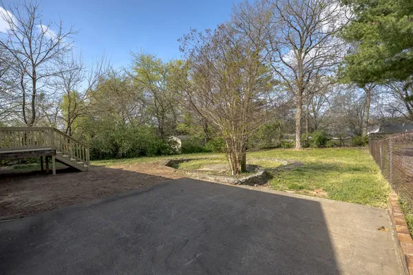 $1,800 | 3615 Floral Drive, Nashville, TN 37211