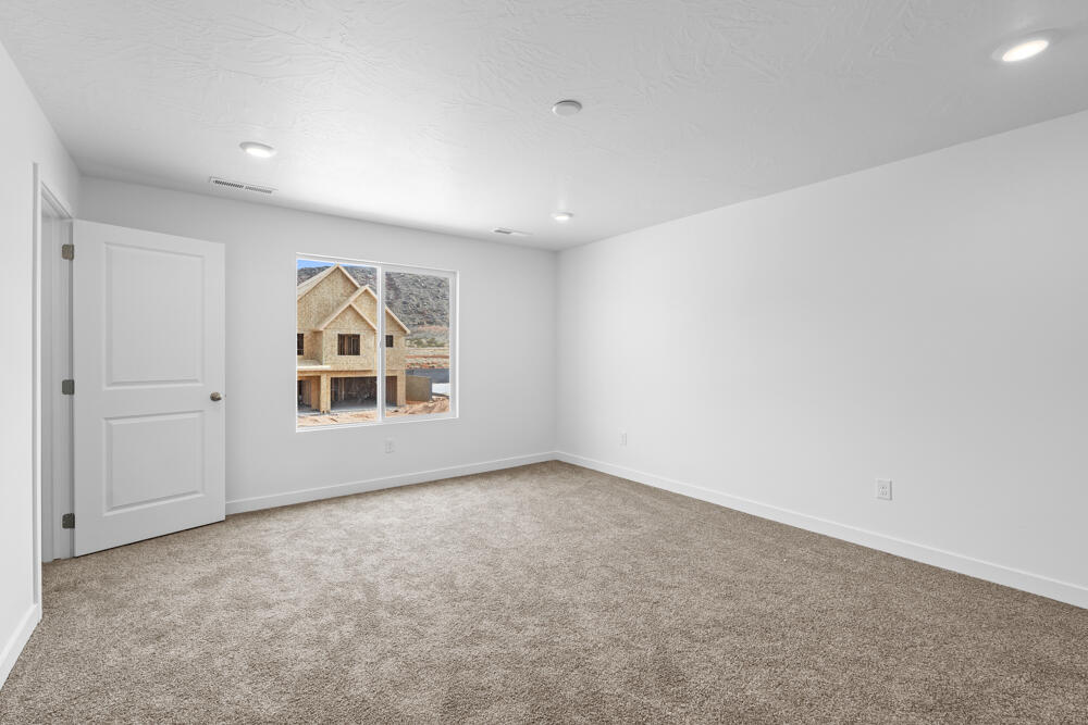 2137 Wolverine Way, Unit 2441 Washington, UT 84780 - Photo 14 of 40 _DSC8283