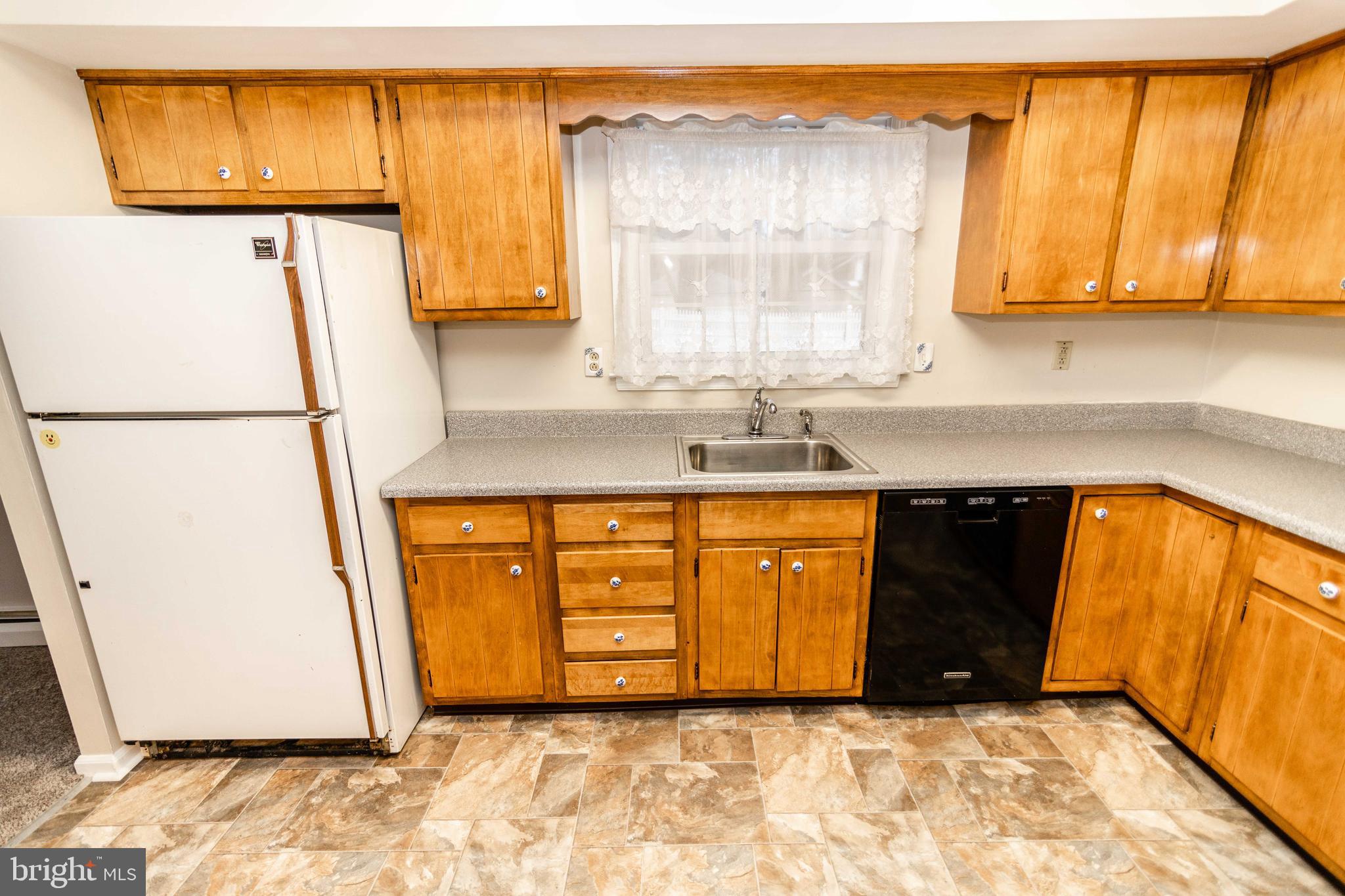 223 Wells Lane Springfield, PA 19064 - Photo 12 of 27 Kitchen