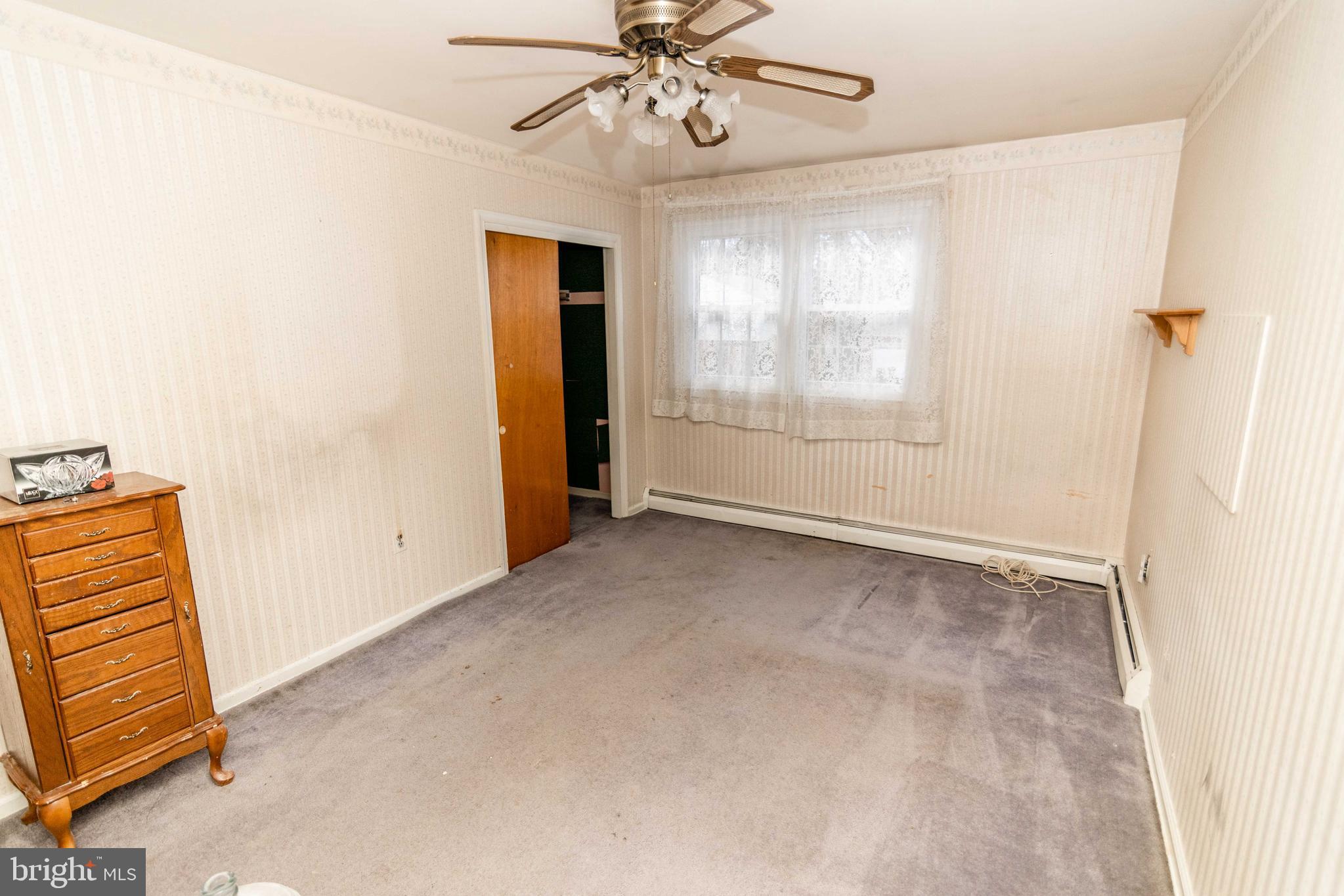 223 Wells Lane Springfield, PA 19064 - Photo 13 of 27 Bedroom1