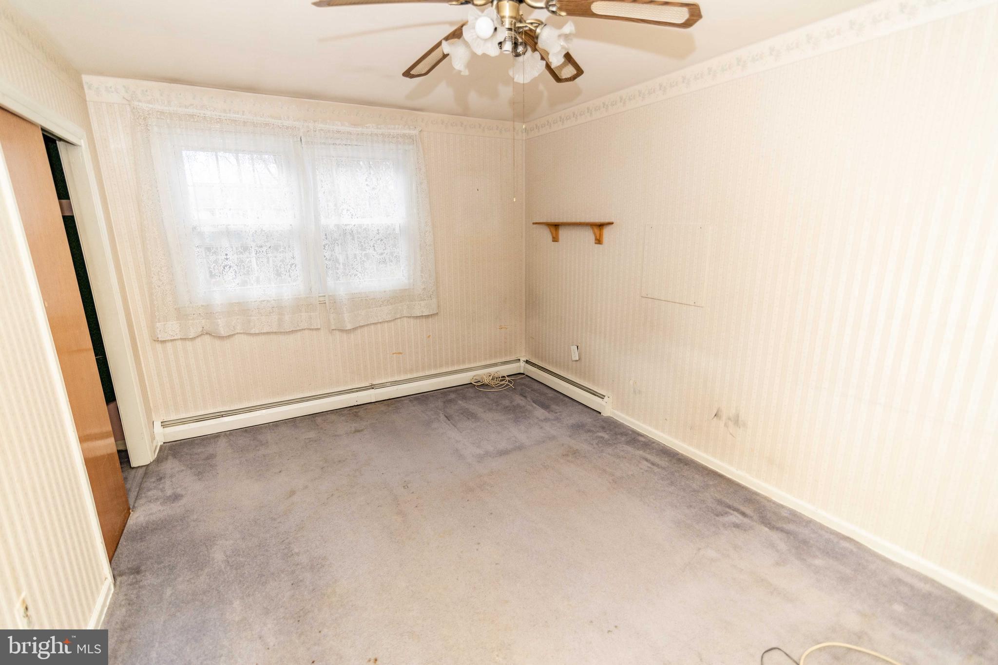 223 Wells Lane Springfield, PA 19064 - Photo 14 of 27 Bedroom1