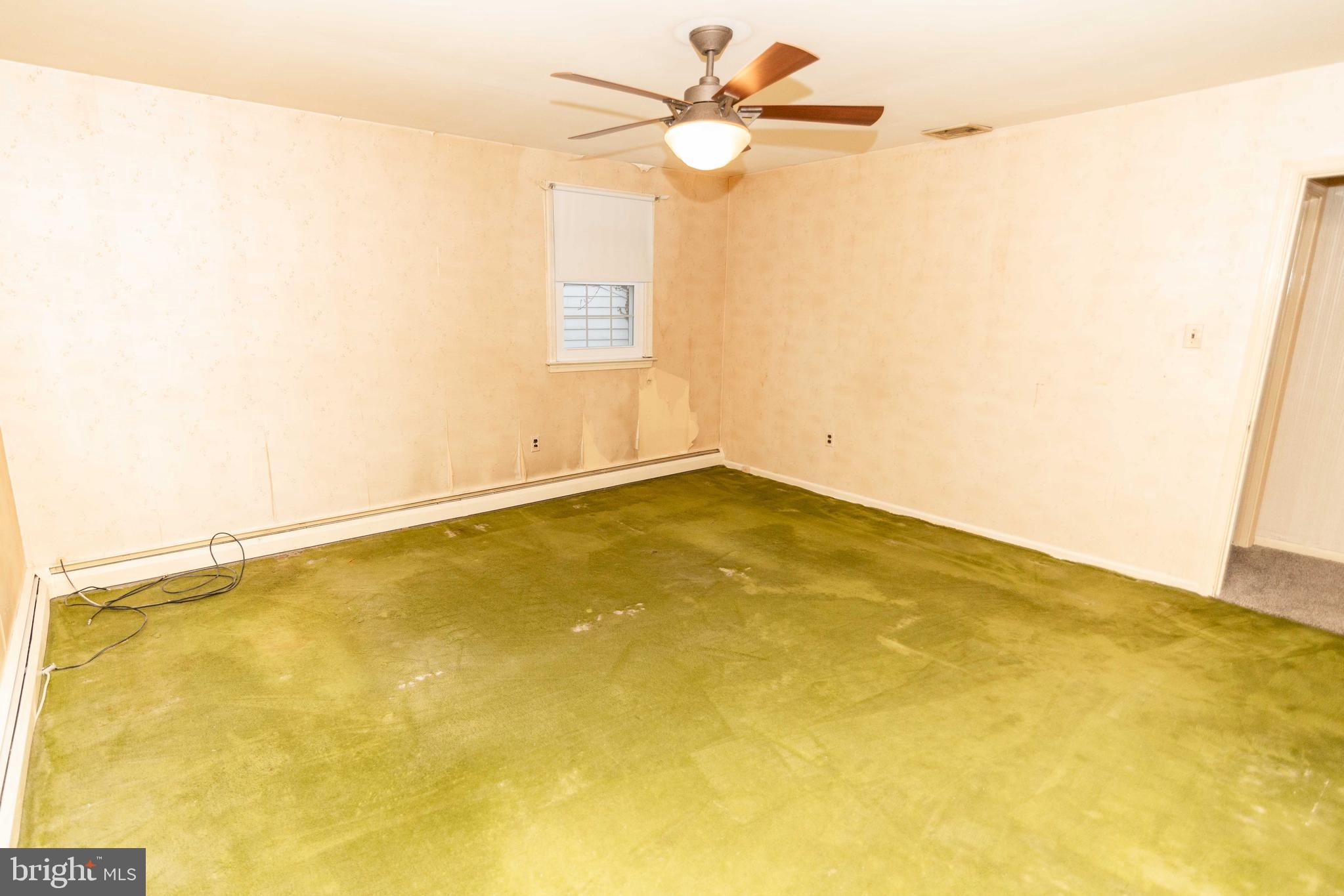 223 Wells Lane Springfield, PA 19064 - Photo 19 of 27 Master Bedroom