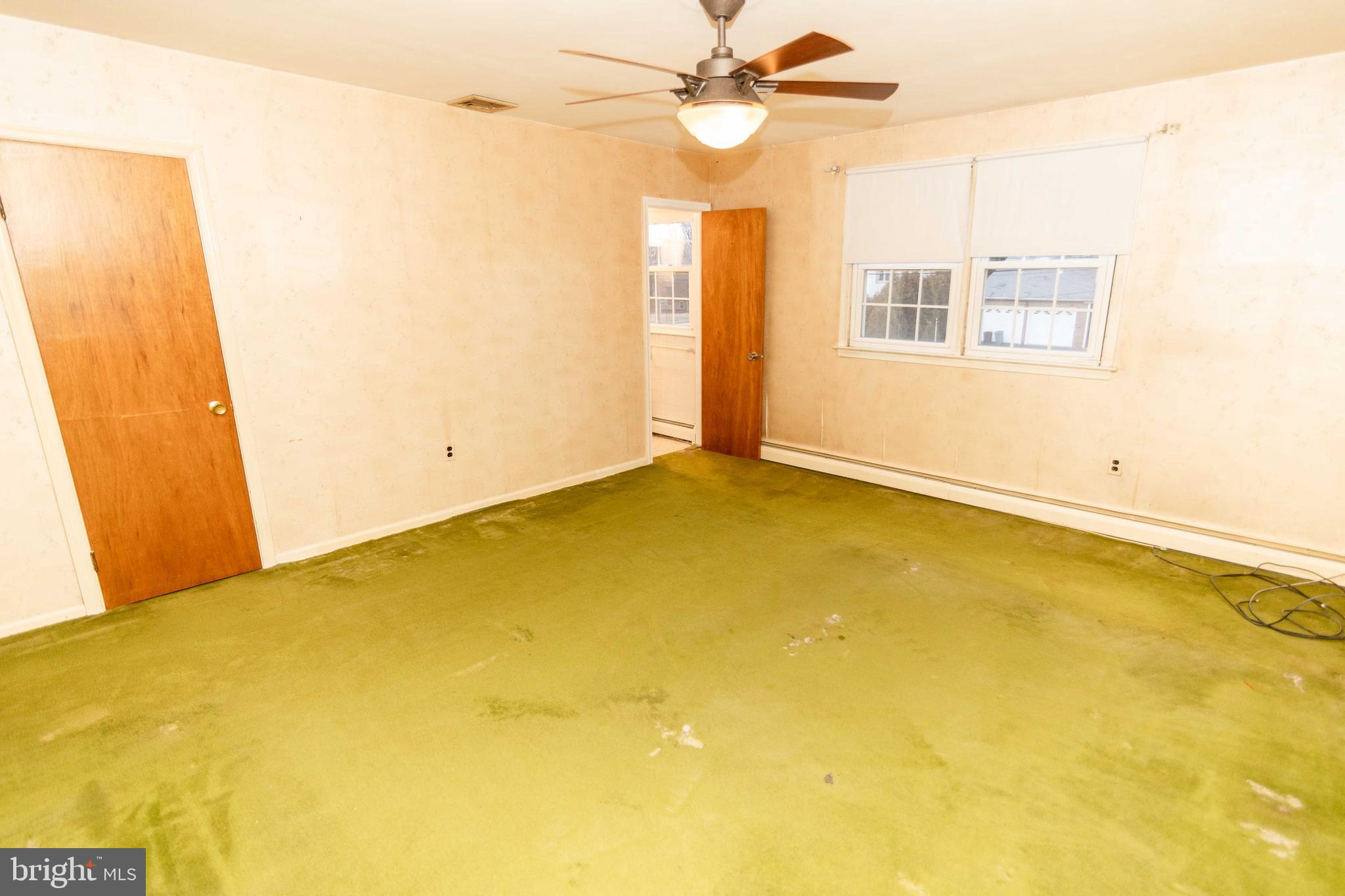 223 Wells Lane Springfield, PA 19064 - Photo 20 of 27 Master Bedroom