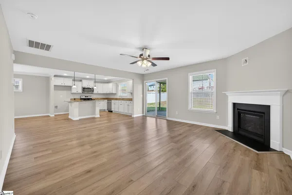 $350,000 | 14 Snowy Court, Fountain Inn, SC 29644