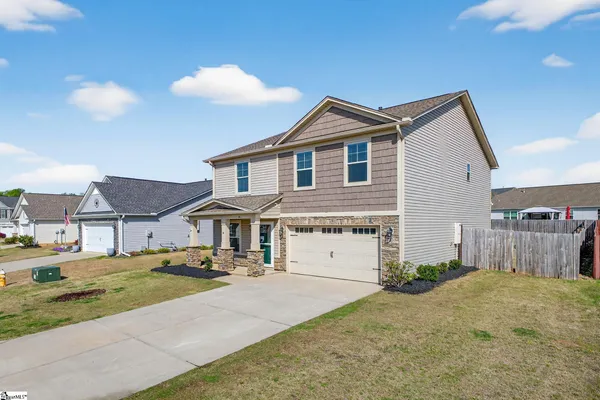 $350,000 | 14 Snowy Court, Fountain Inn, SC 29644