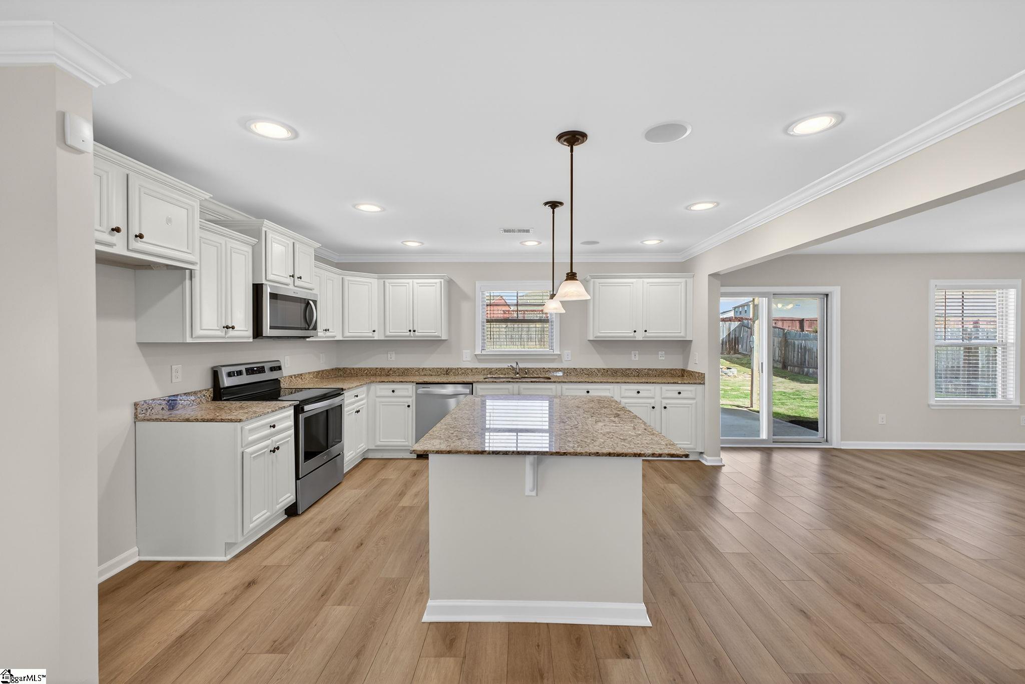 14 Snowy Court Fountain Inn, SC 29644 - Photo 6 of 43