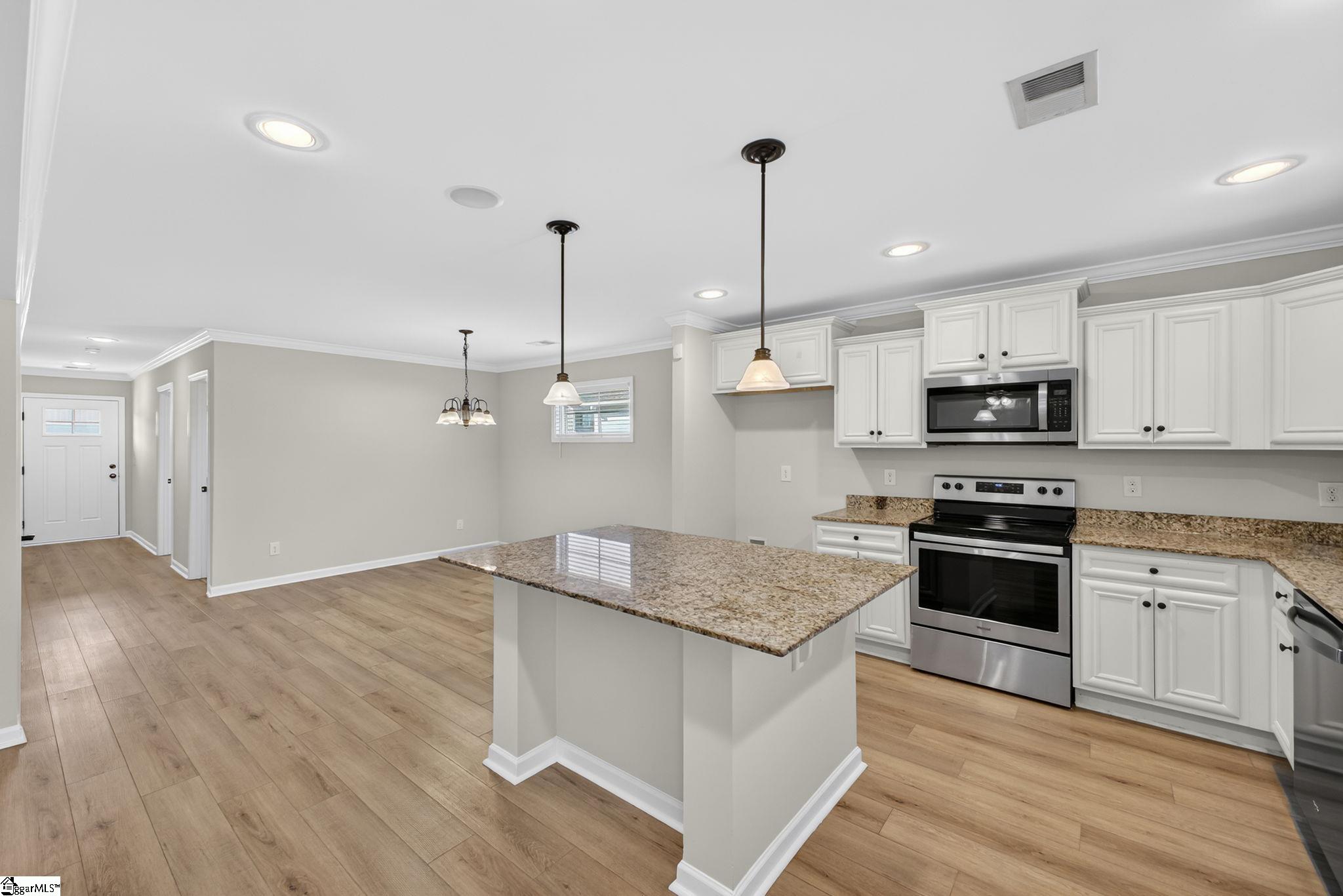 14 Snowy Court Fountain Inn, SC 29644 - Photo 8 of 43