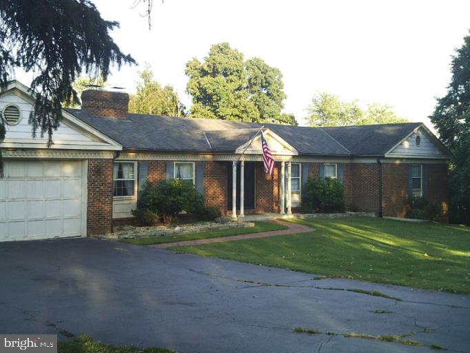 3009 Fox Mill Road Oakton, VA 22124 - Photo 3 of 27 Exterior (Front)