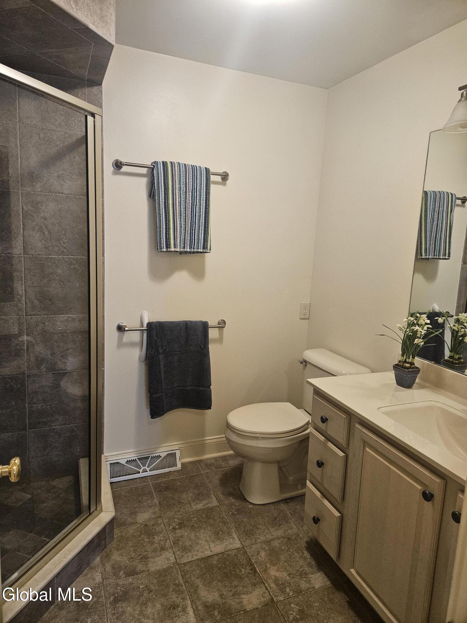 2370 Nott Street East Schenectady, NY 12309 - Photo 8 of 8 2026030Primary Bath4_142727