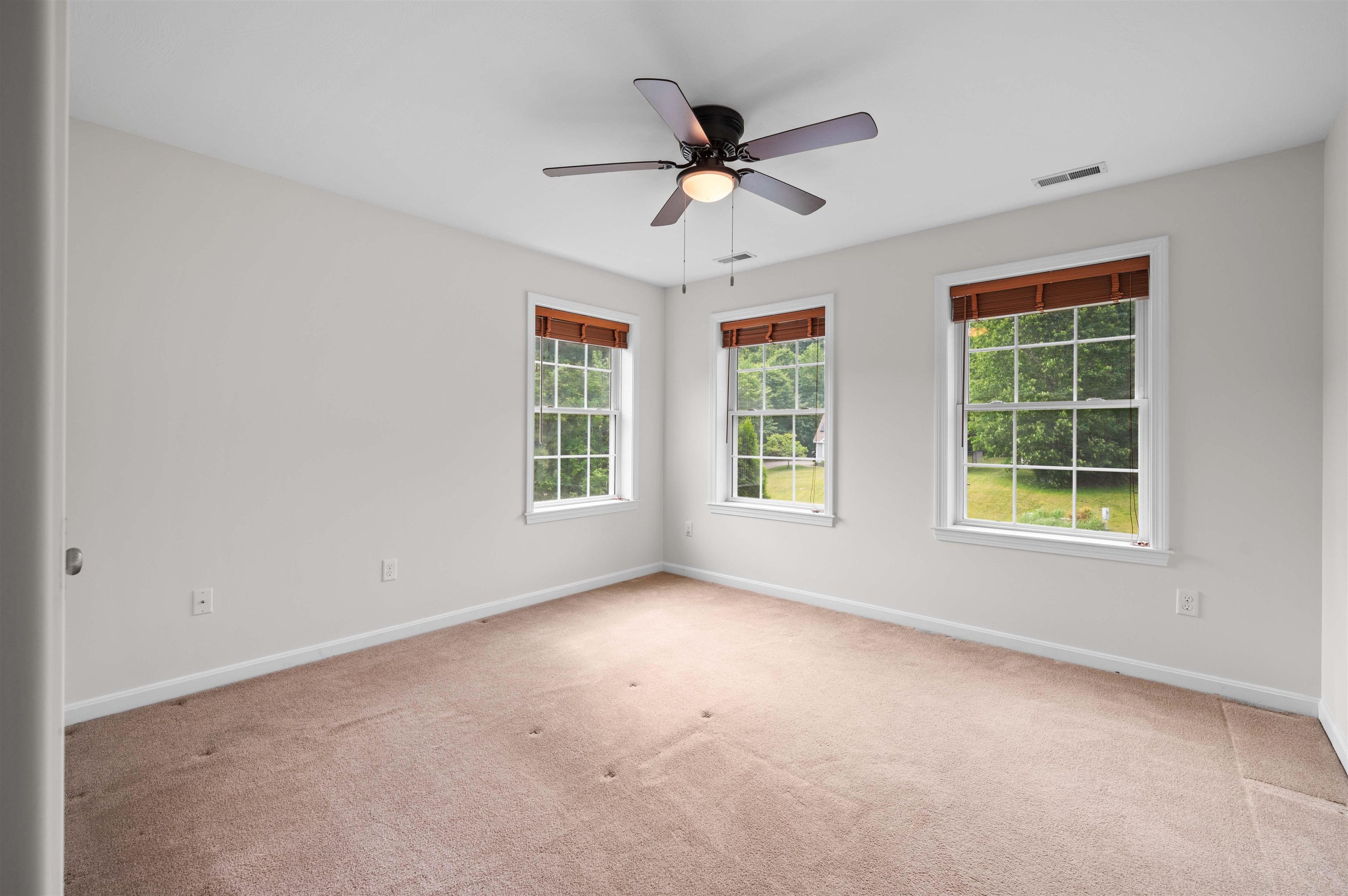 25 Morgan Drive Epping, NH 03042 - Photo 26 of 43