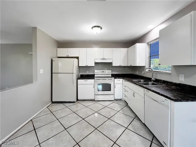 $1,499 | 8350 Wren Road, Fort Myers, FL 33967