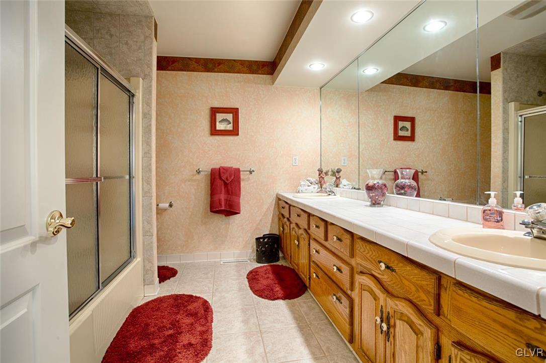 1322 Santee Mill Road Bethlehem, PA 18017 - Photo 20 of 37 Gallery Image 20