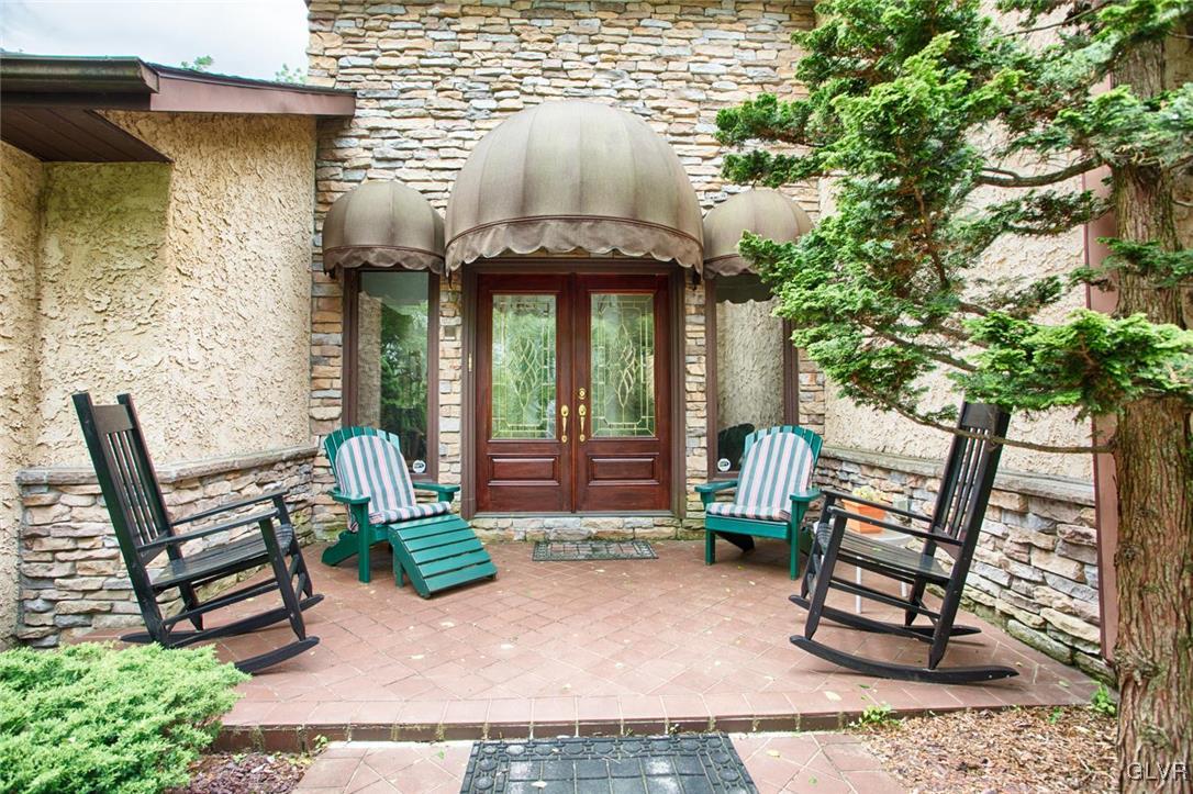 1322 Santee Mill Road Bethlehem, PA 18017 - Photo 2 of 37 Gallery Image 2