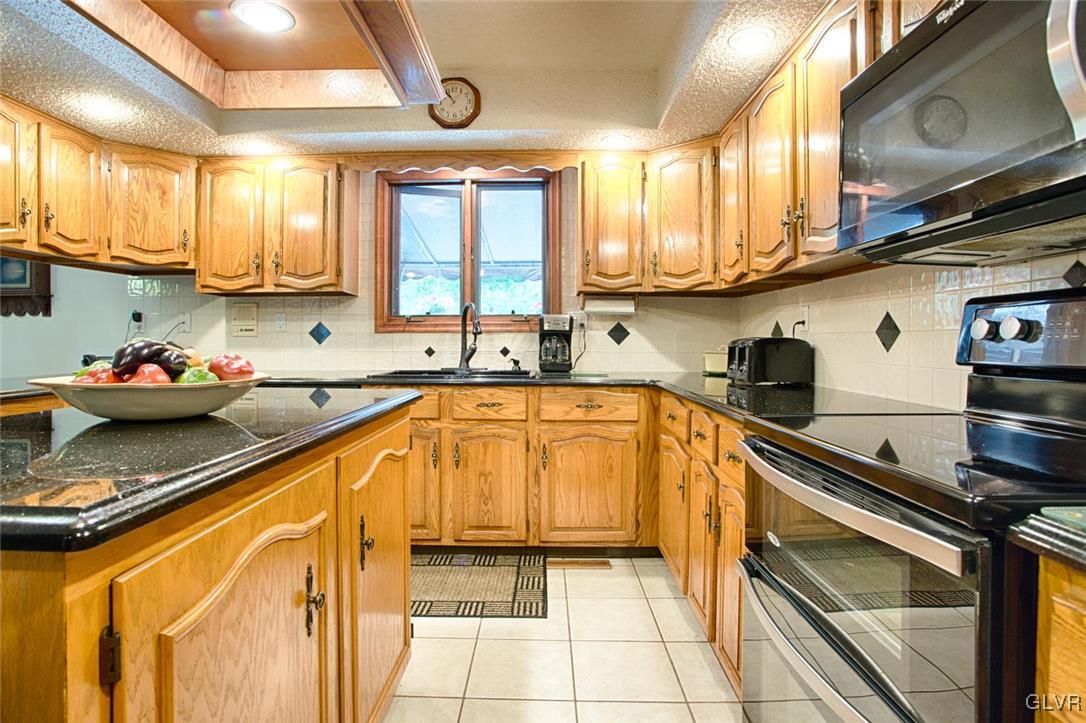 1322 Santee Mill Road Bethlehem, PA 18017 - Photo 10 of 37 Gallery Image 10