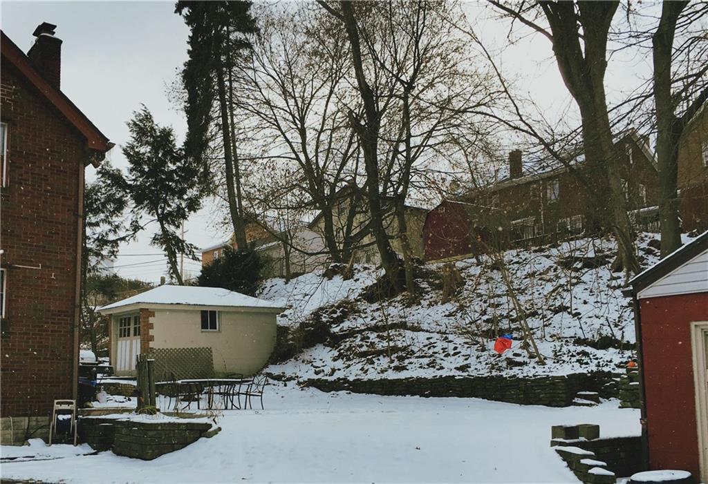 4055 Brighton Road Pittsburgh, PA 15212 - Photo 13 of 13 spacious yard