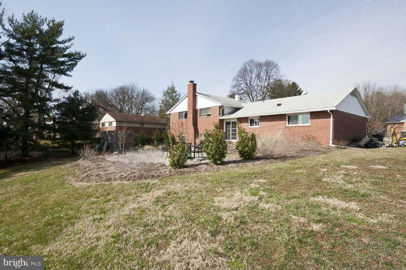 3301 Garrison Farms Road Baltimore, MD 21208 - Photo 27 of 28 Exterior (Rear)