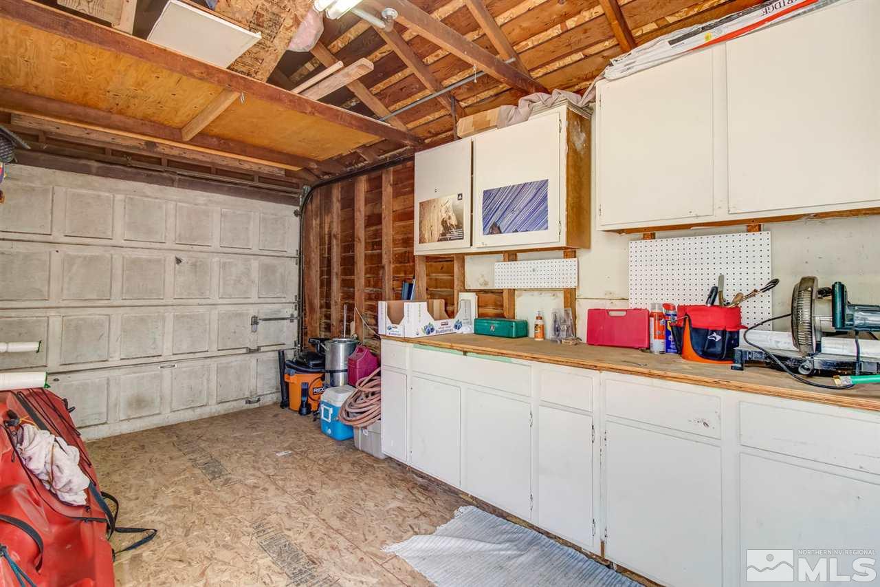 735 Plumas Street Reno, NV 89509 - Photo 24 of 25 a utility room with dryer and washer